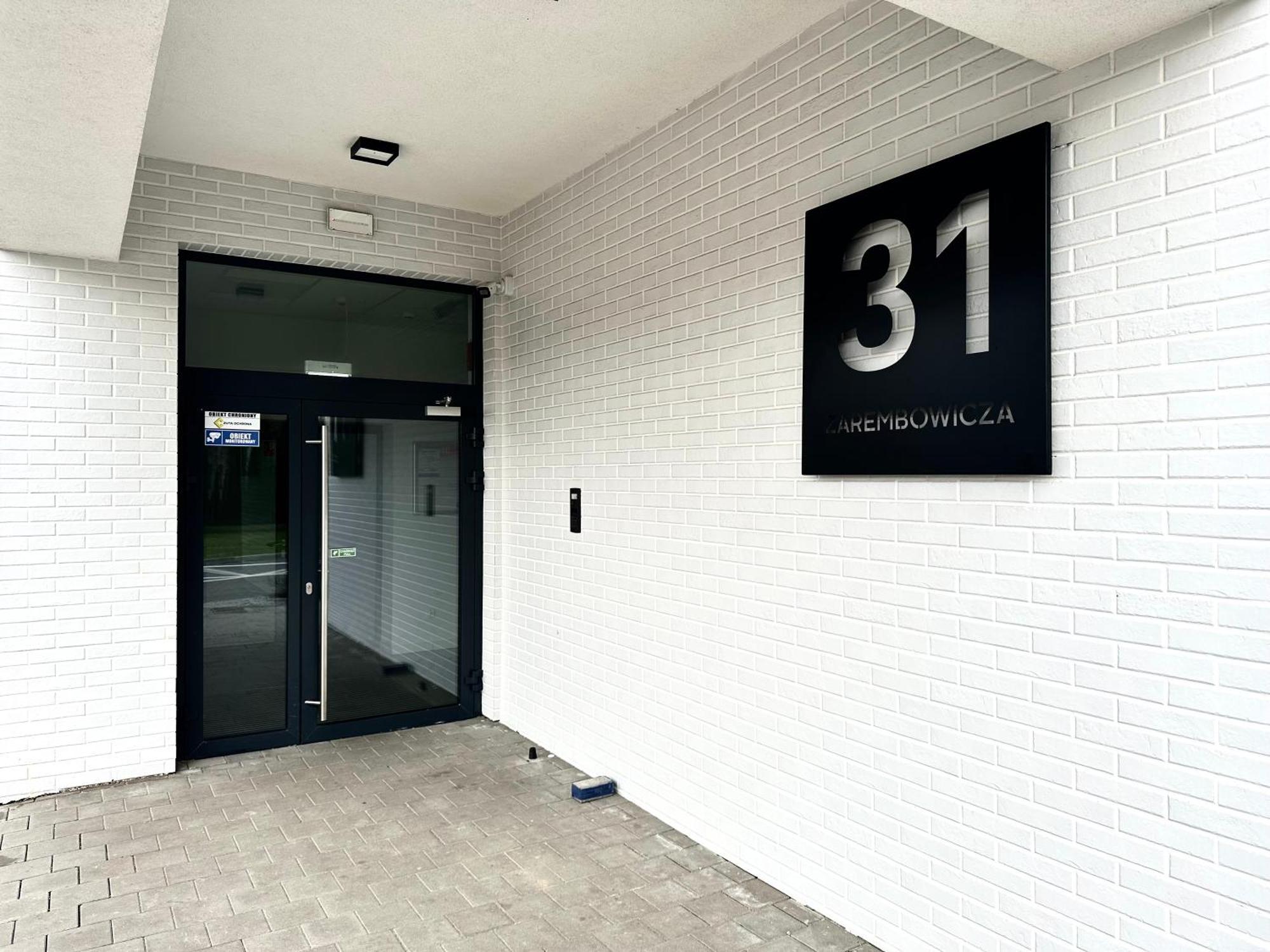 Zarembowicza Apt 38 - Self Check-In 20H - Parking &Lift - Wroclaw — Photos 2